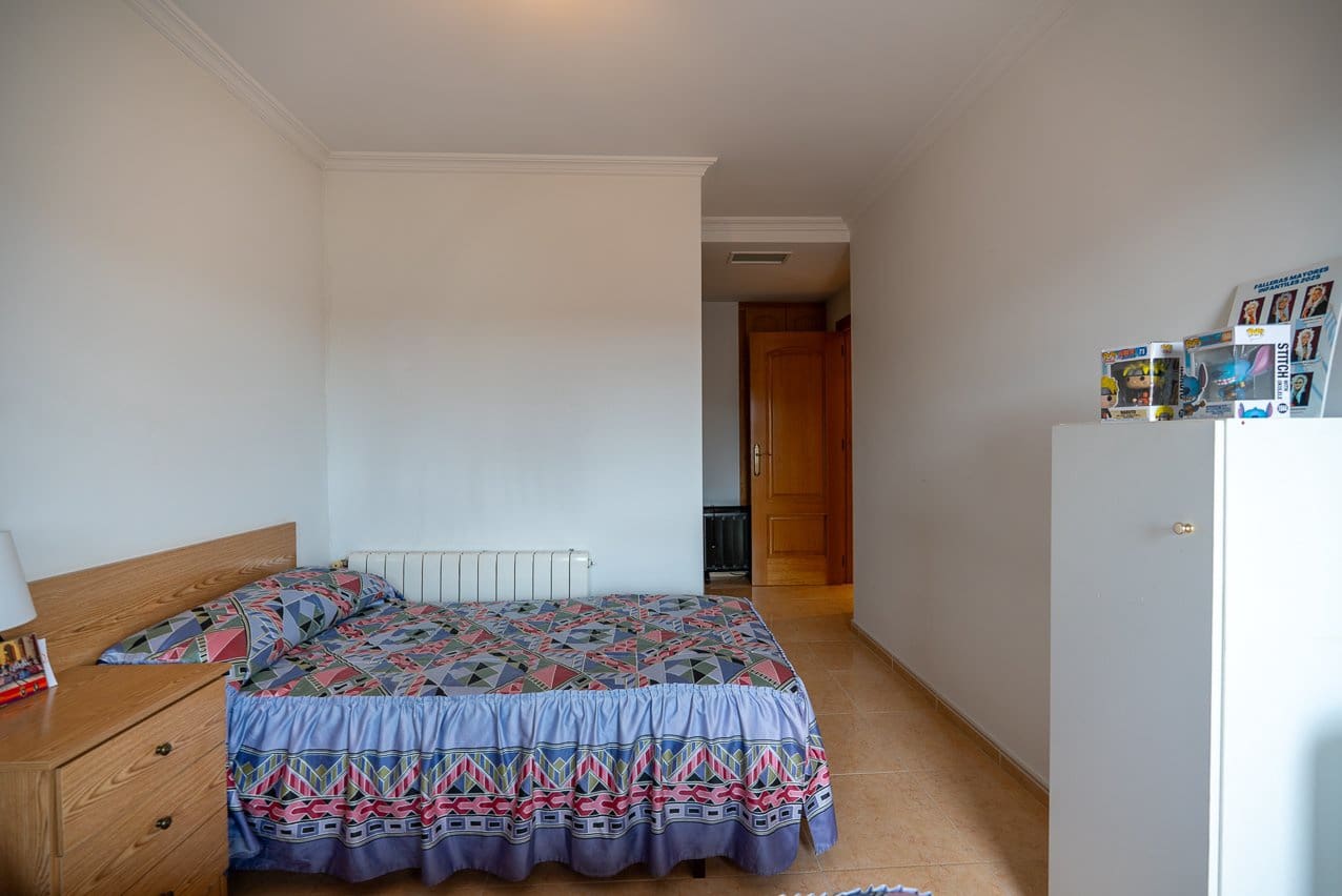 5 soveværelse Byhus til salg i Pinoso med swimmingpool - € 399.950 (Ref: 9548610)