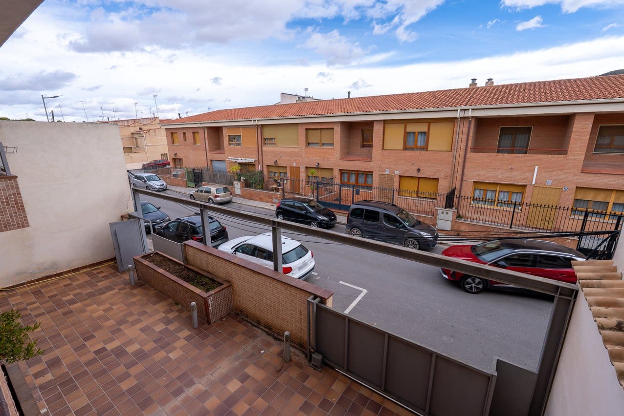 5 soveværelse Byhus til salg i Pinoso med swimmingpool - € 399.950 (Ref: 9548610)