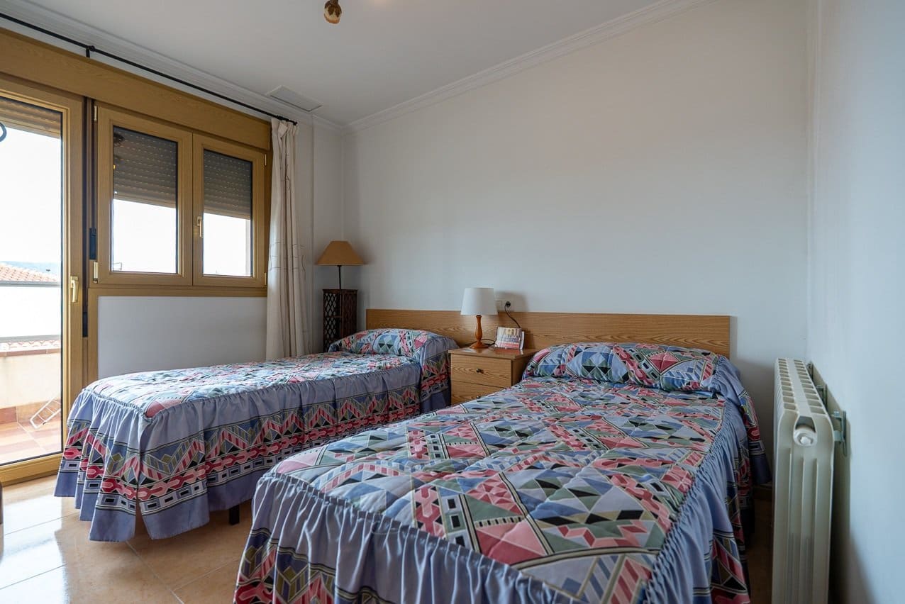 5 soveværelse Byhus til salg i Pinoso med swimmingpool - € 399.950 (Ref: 9548610)