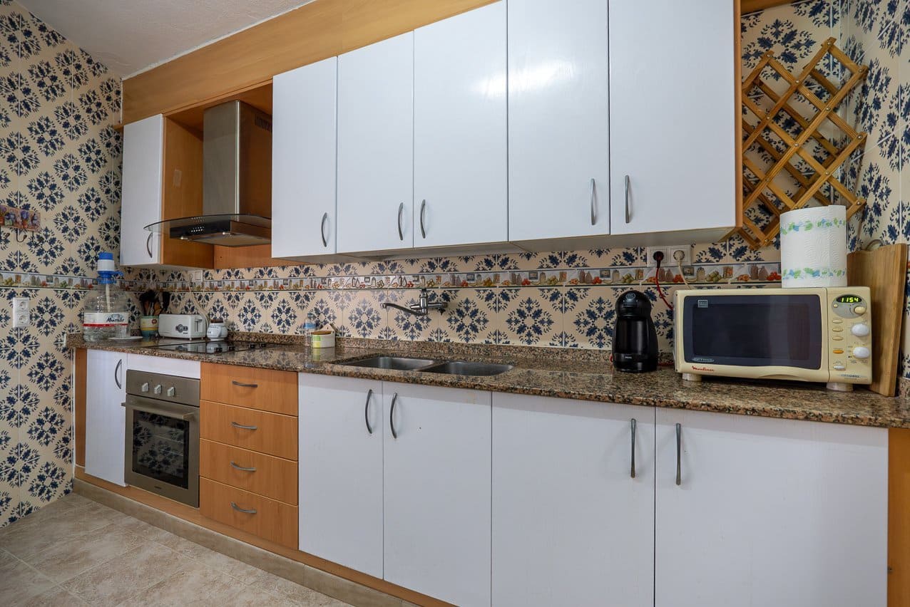 3 bedroom Townhouse for sale in Pinoso with pool - € 115,000 (Ref: 9569500)