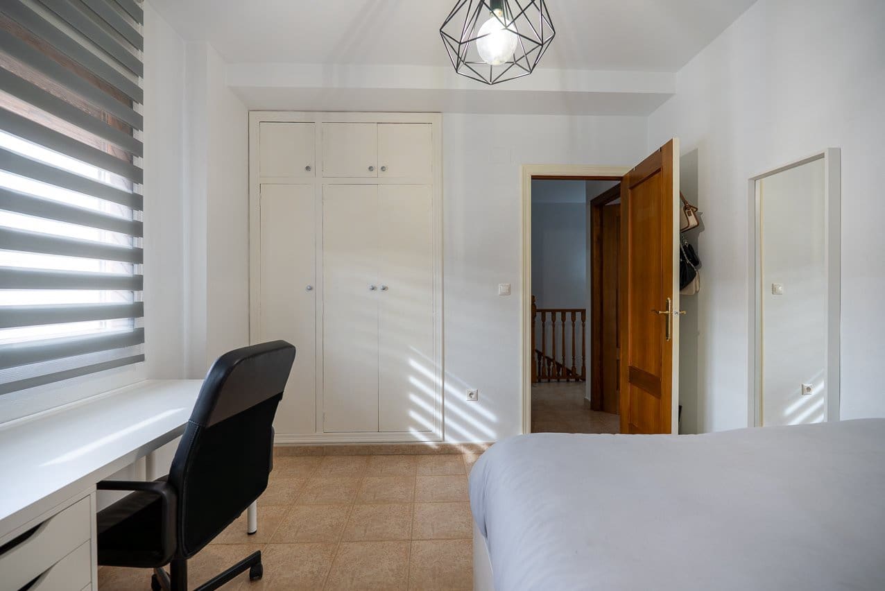 3 Zimmer Haus zu verkaufen in Pinoso mit Pool - 185.000 € (Ref: 9569501)