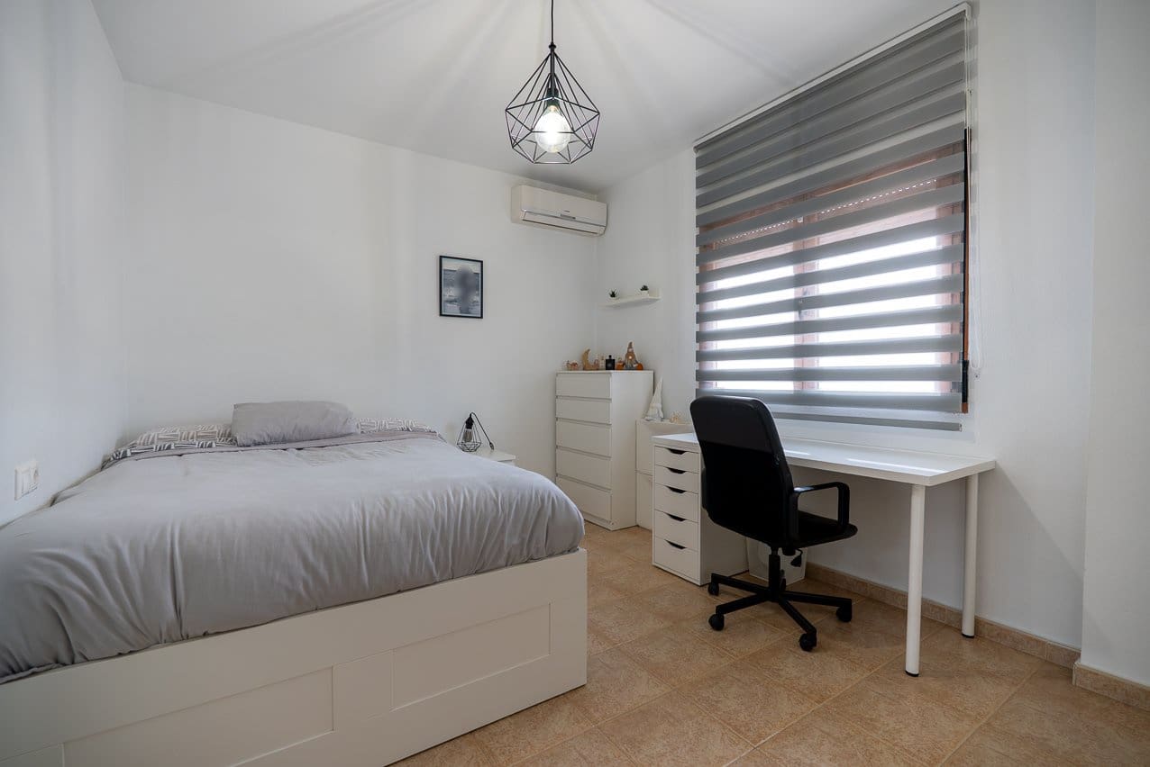 3 Zimmer Haus zu verkaufen in Pinoso mit Pool - 185.000 € (Ref: 9569501)