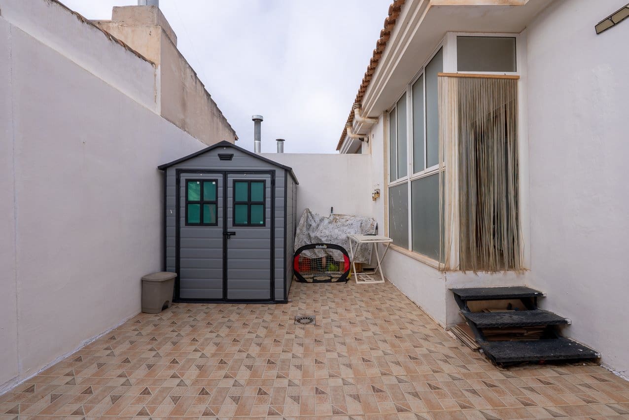 3 Zimmer Haus zu verkaufen in Pinoso mit Pool - 185.000 € (Ref: 9569501)