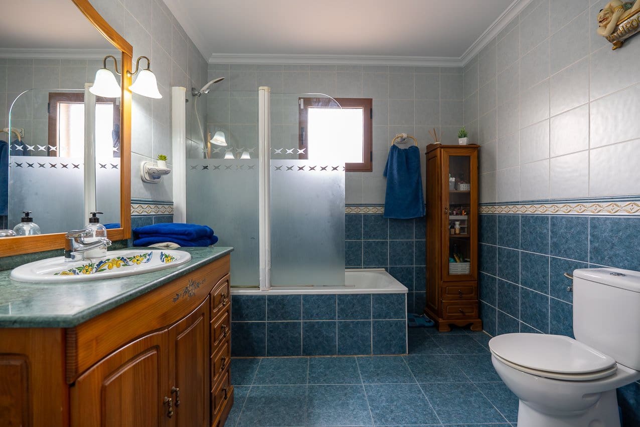 3 Zimmer Haus zu verkaufen in Pinoso mit Pool - 185.000 € (Ref: 9569501)