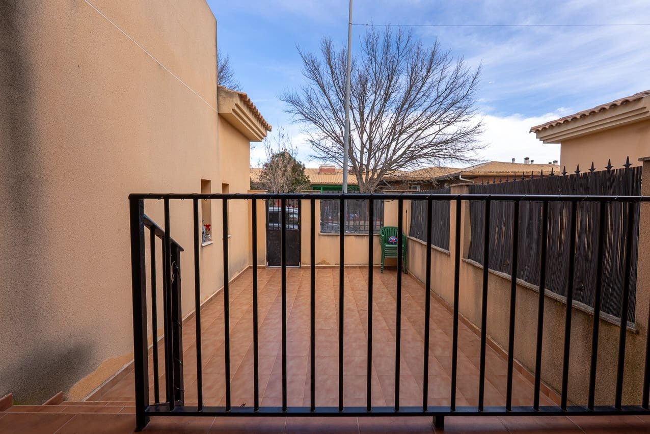 3 Zimmer Haus zu verkaufen in Pinoso mit Pool - 185.000 € (Ref: 9569501)