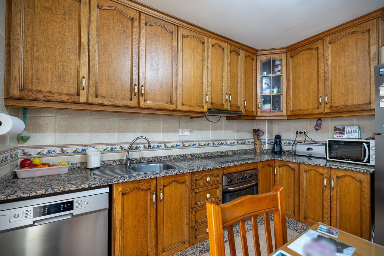 3 Zimmer Haus zu verkaufen in Pinoso mit Pool - 185.000 € (Ref: 9569501)