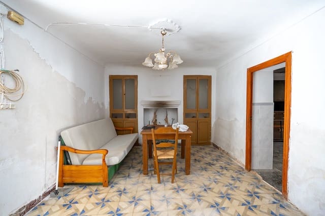 8 sypialnia Finka/Dom wiejski na sprzedaż w L'Algueña / Alguenya z basenem - 99 950 € (Ref: 9570230)