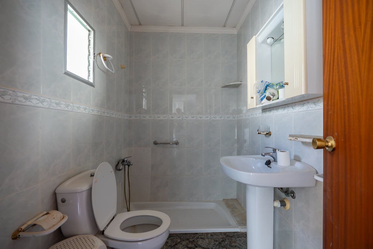 8 slaapkamer Finca/Landhuis te koop in L'Alguena / Alguenya met zwembad - € 99.950 (Ref: 9570230)