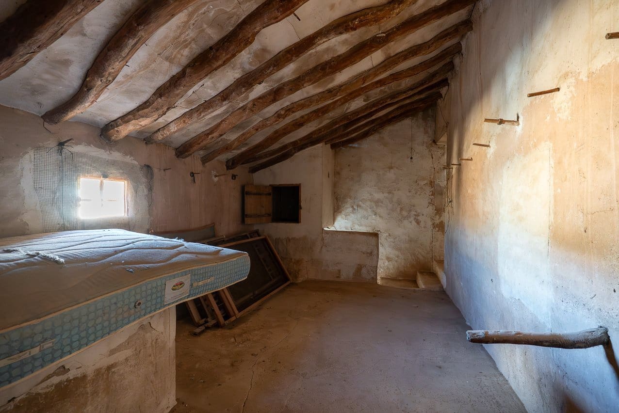 8 slaapkamer Finca/Landhuis te koop in L'Alguena / Alguenya met zwembad - € 99.950 (Ref: 9570230)