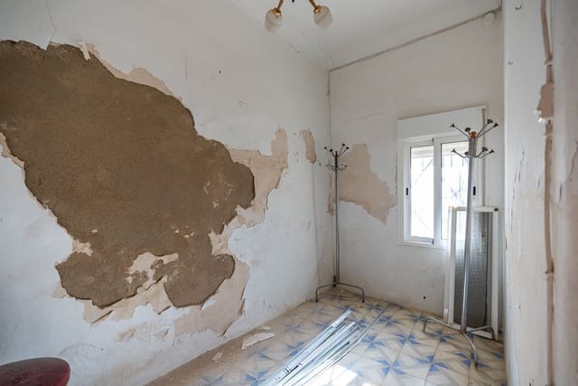 8 soveværelse Finca/Landehus til salg i L'Algueña / Alguenya med swimmingpool - € 99.950 (Ref: 9570230)