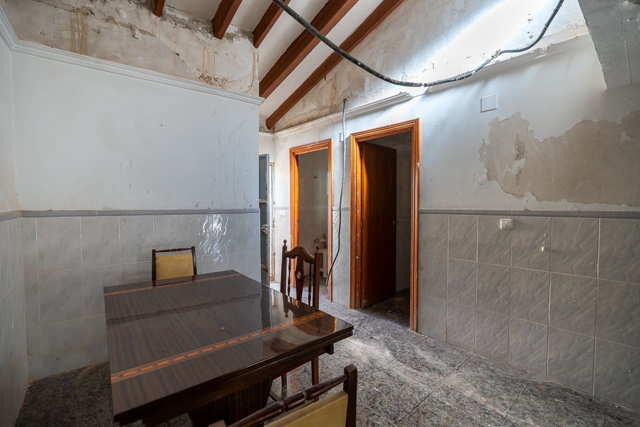 8 slaapkamer Finca/Landhuis te koop in L'Alguena / Alguenya met zwembad - € 99.950 (Ref: 9570230)