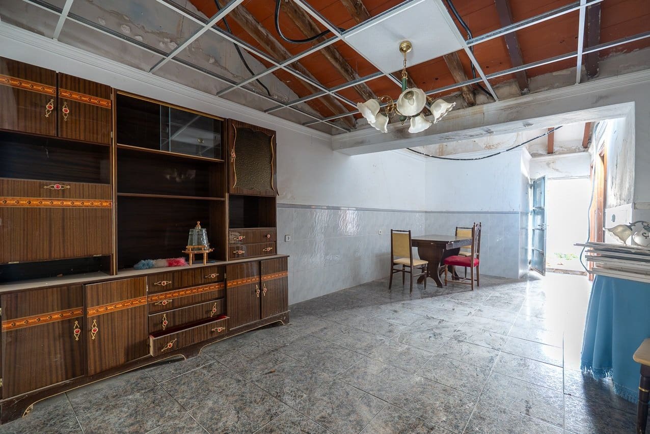 8 slaapkamer Finca/Landhuis te koop in L'Alguena / Alguenya met zwembad - € 99.950 (Ref: 9570230)