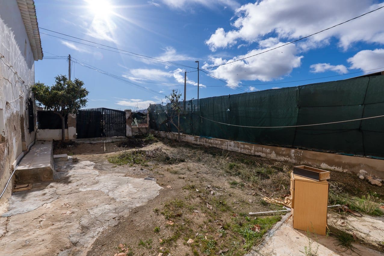 8 slaapkamer Finca/Landhuis te koop in L'Alguena / Alguenya met zwembad - € 99.950 (Ref: 9570230)