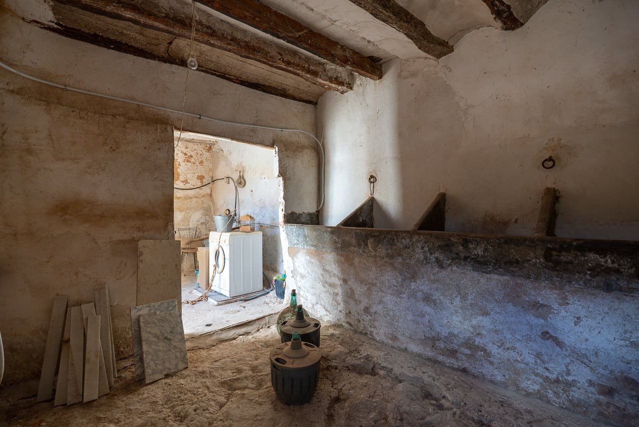 8 slaapkamer Finca/Landhuis te koop in L'Alguena / Alguenya met zwembad - € 99.950 (Ref: 9570230)