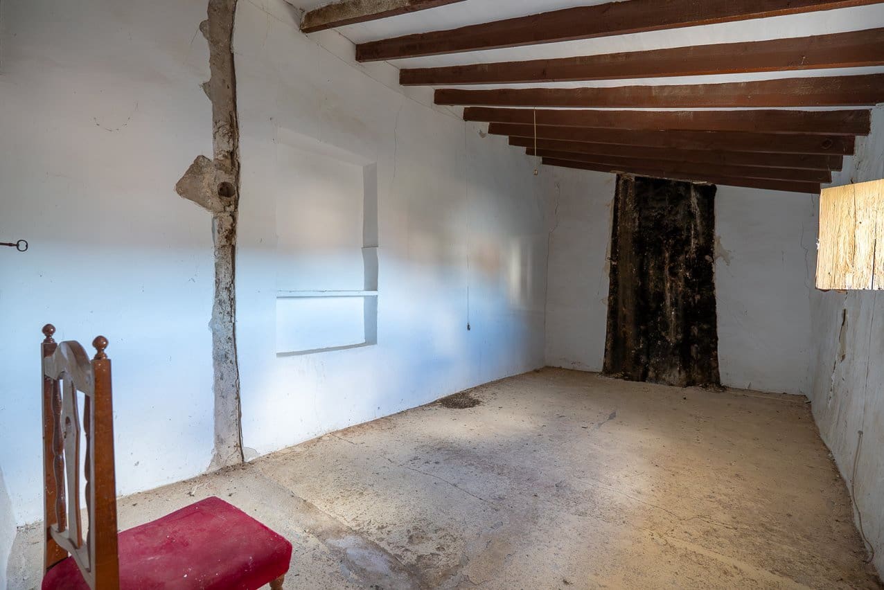 8 slaapkamer Finca/Landhuis te koop in L'Alguena / Alguenya met zwembad - € 99.950 (Ref: 9570230)