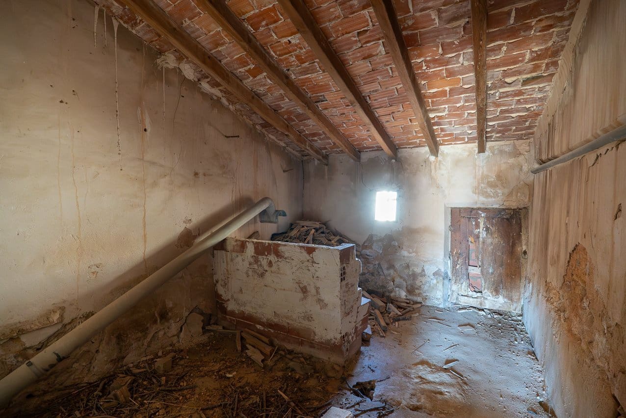 8 slaapkamer Finca/Landhuis te koop in L'Alguena / Alguenya met zwembad - € 99.950 (Ref: 9570230)