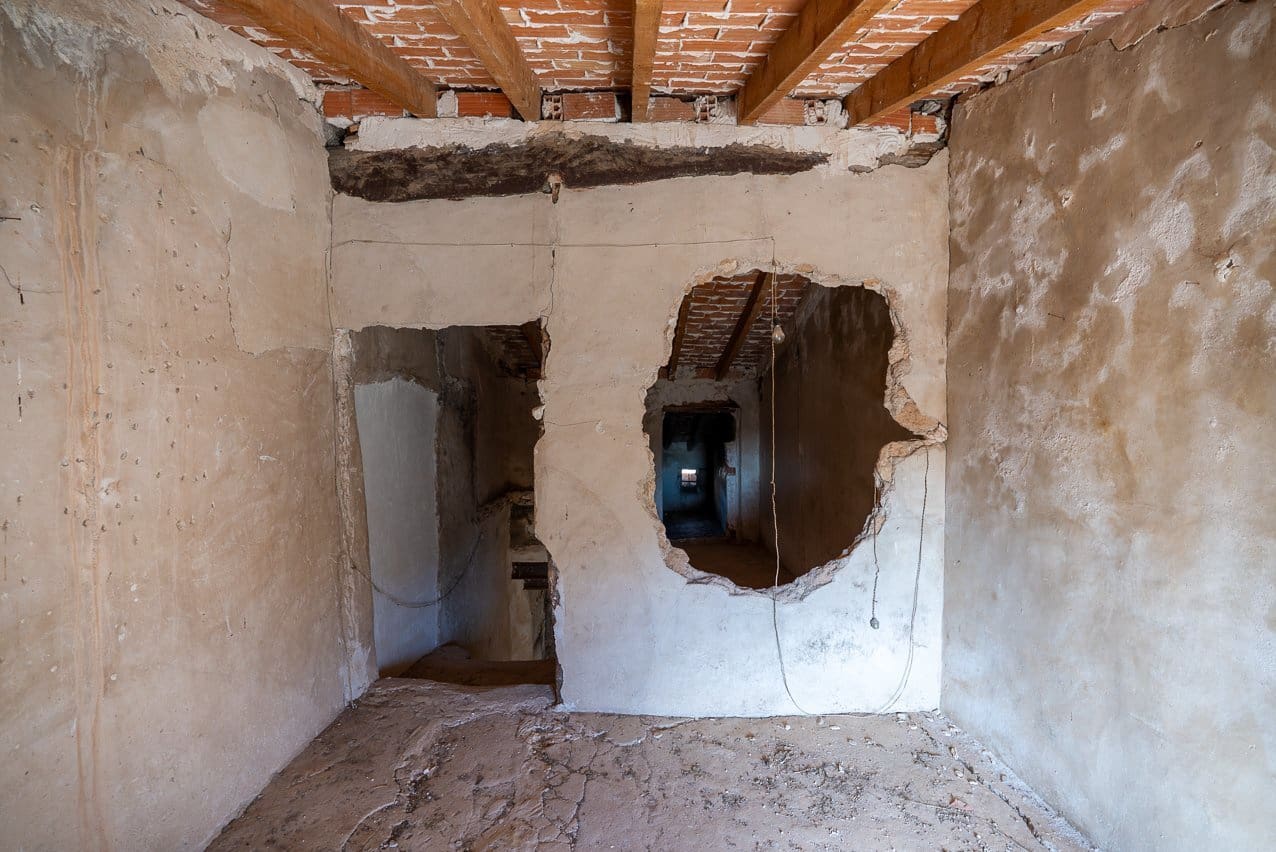 8 slaapkamer Finca/Landhuis te koop in L'Alguena / Alguenya met zwembad - € 99.950 (Ref: 9570230)