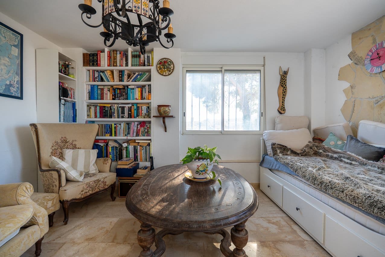 2 bedroom Finca/Country House for sale in Monovar / Monover with pool - € 200,000 (Ref: 9590385)