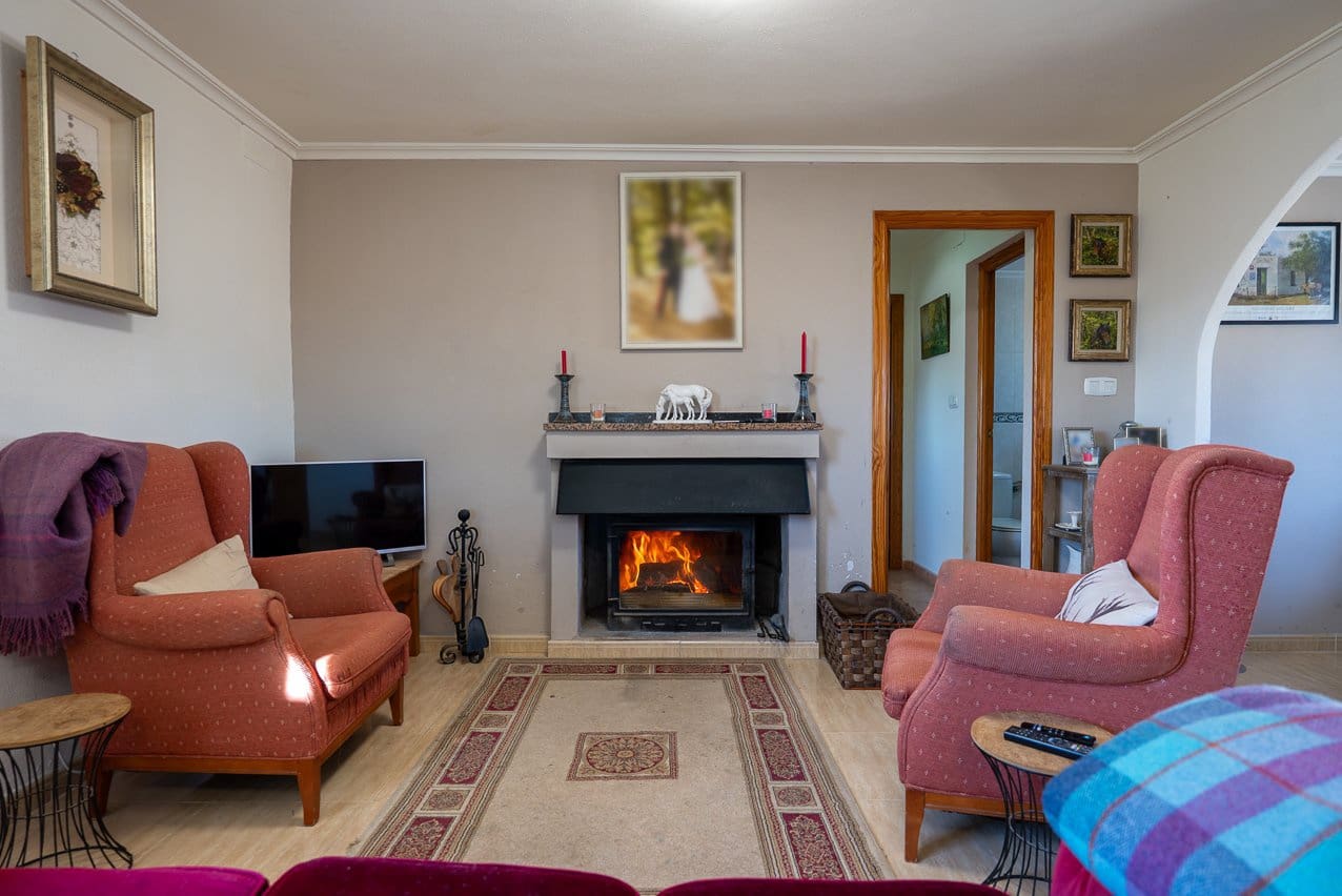 2 bedroom Finca/Country House for sale in Monovar / Monover with pool - € 200,000 (Ref: 9590385)