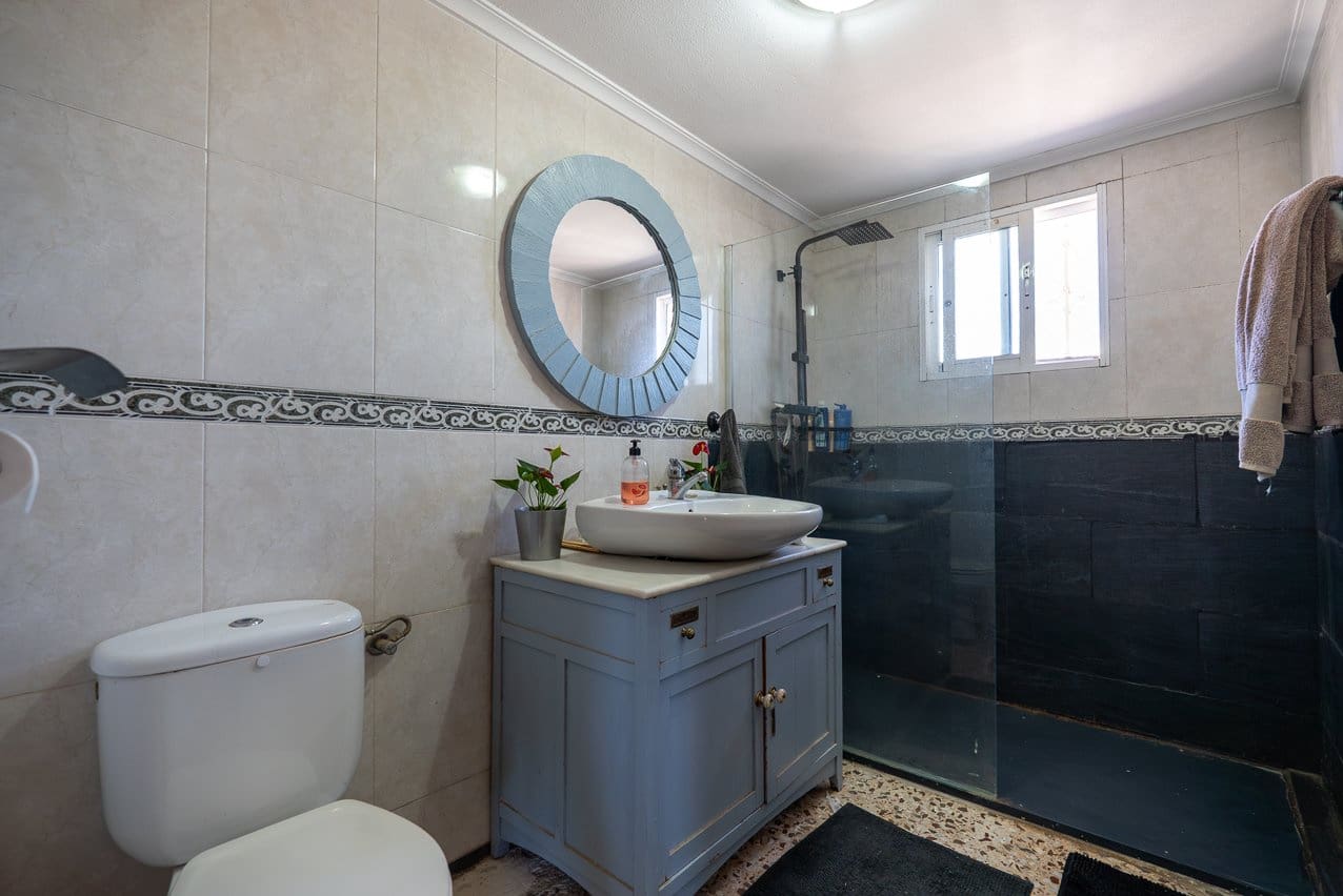 2 bedroom Finca/Country House for sale in Monovar / Monover with pool - € 200,000 (Ref: 9590385)