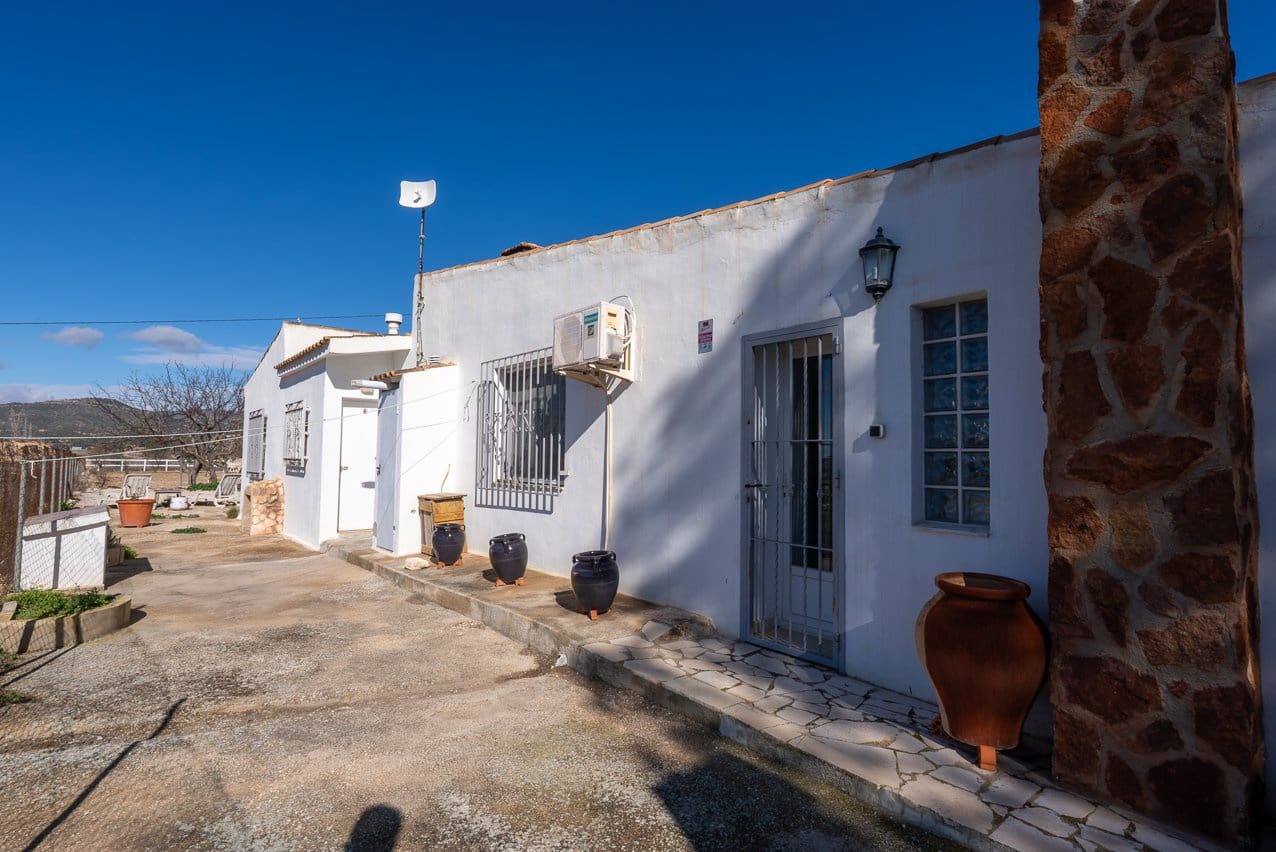 2 bedroom Finca/Country House for sale in Monovar / Monover with pool - € 200,000 (Ref: 9590385)