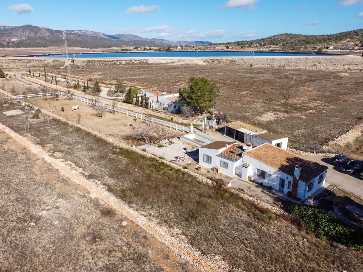 2 bedroom Finca/Country House for sale in Monovar / Monover with pool - € 200,000 (Ref: 9590385)