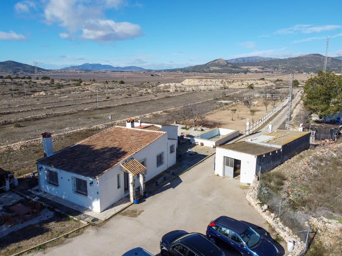 2 bedroom Finca/Country House for sale in Monovar / Monover with pool - € 200,000 (Ref: 9590385)