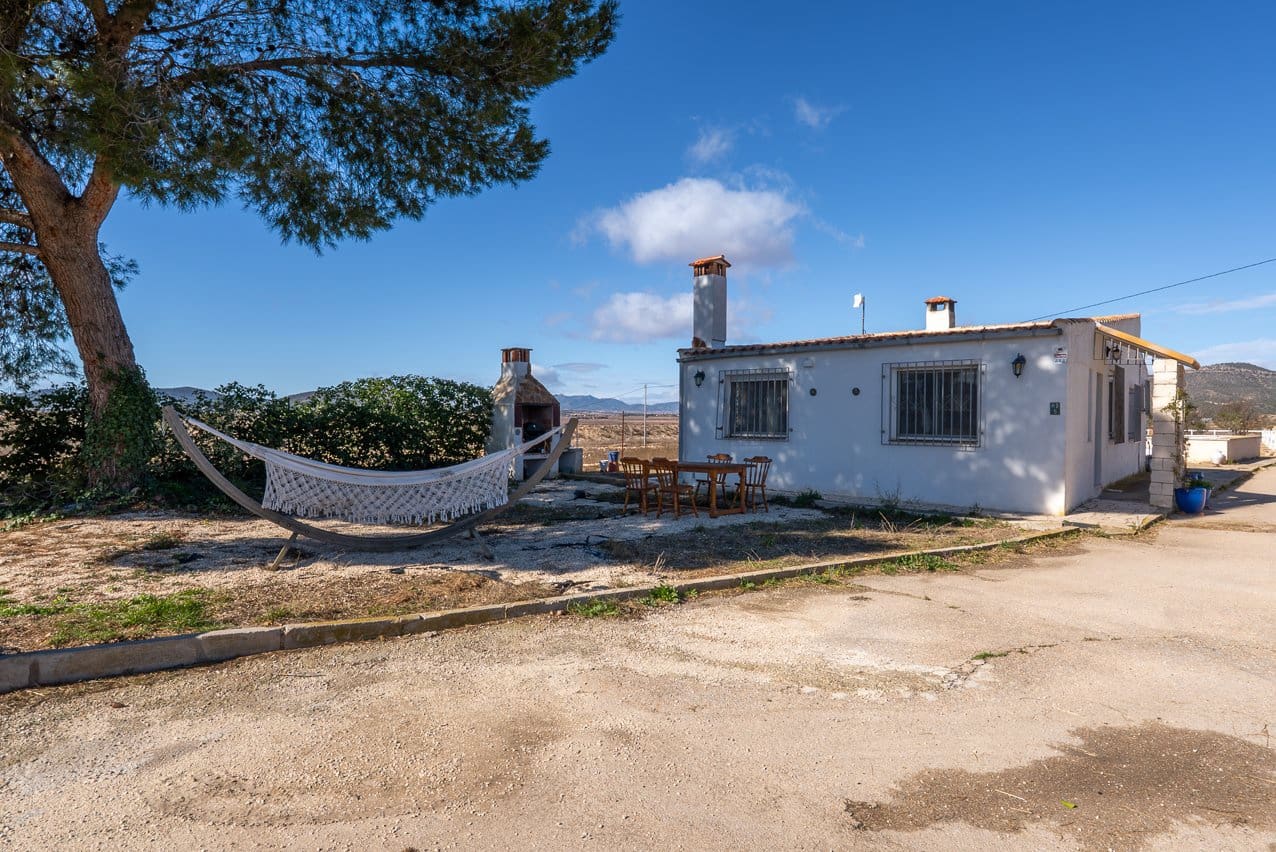 2 bedroom Finca/Country House for sale in Monovar / Monover with pool - € 200,000 (Ref: 9590385)