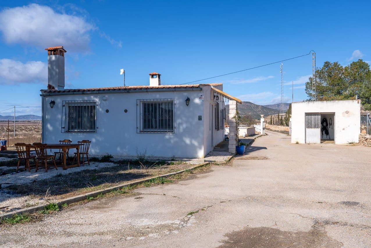 2 bedroom Finca/Country House for sale in Monovar / Monover with pool - € 200,000 (Ref: 9590385)