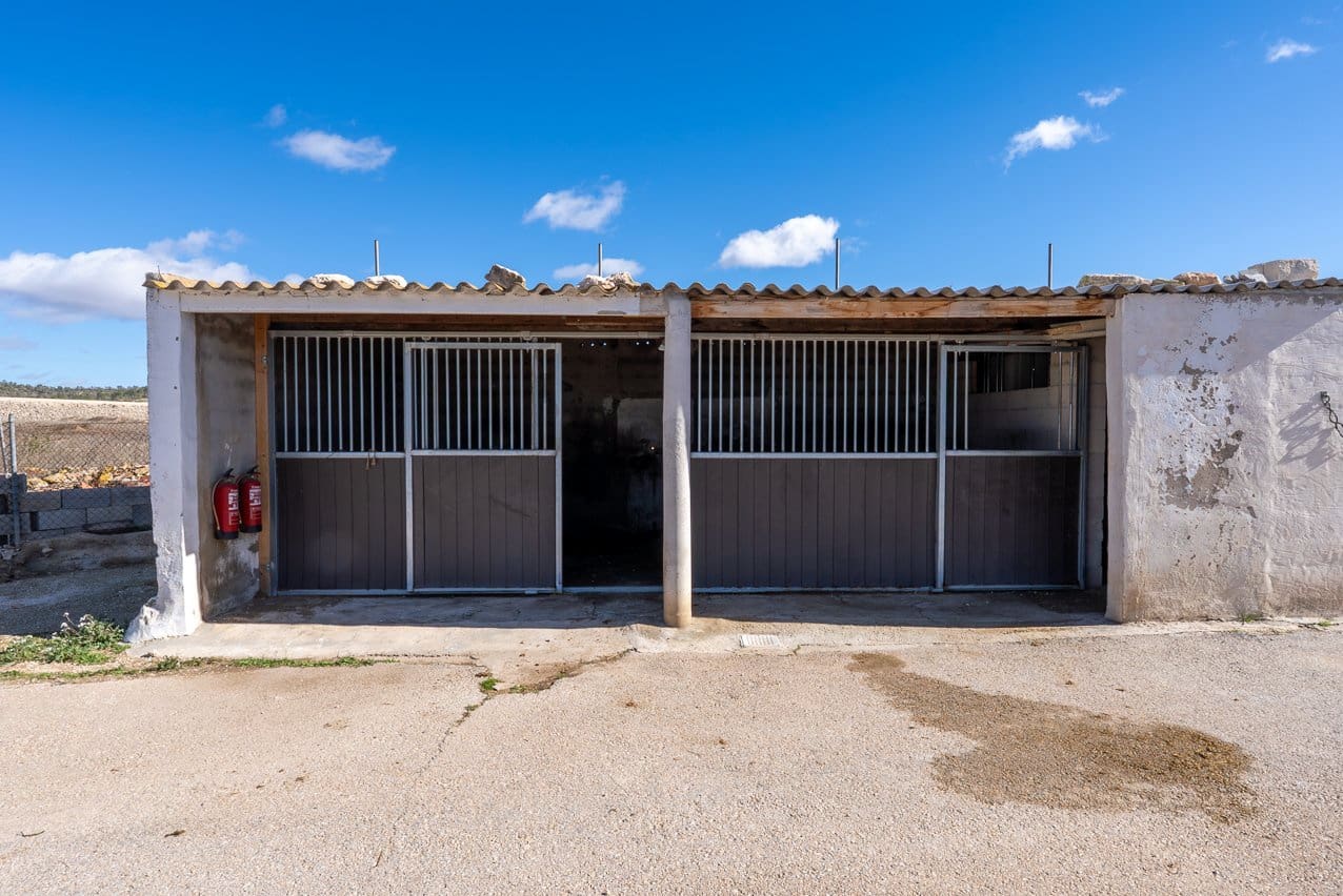 2 bedroom Finca/Country House for sale in Monovar / Monover with pool - € 200,000 (Ref: 9590385)