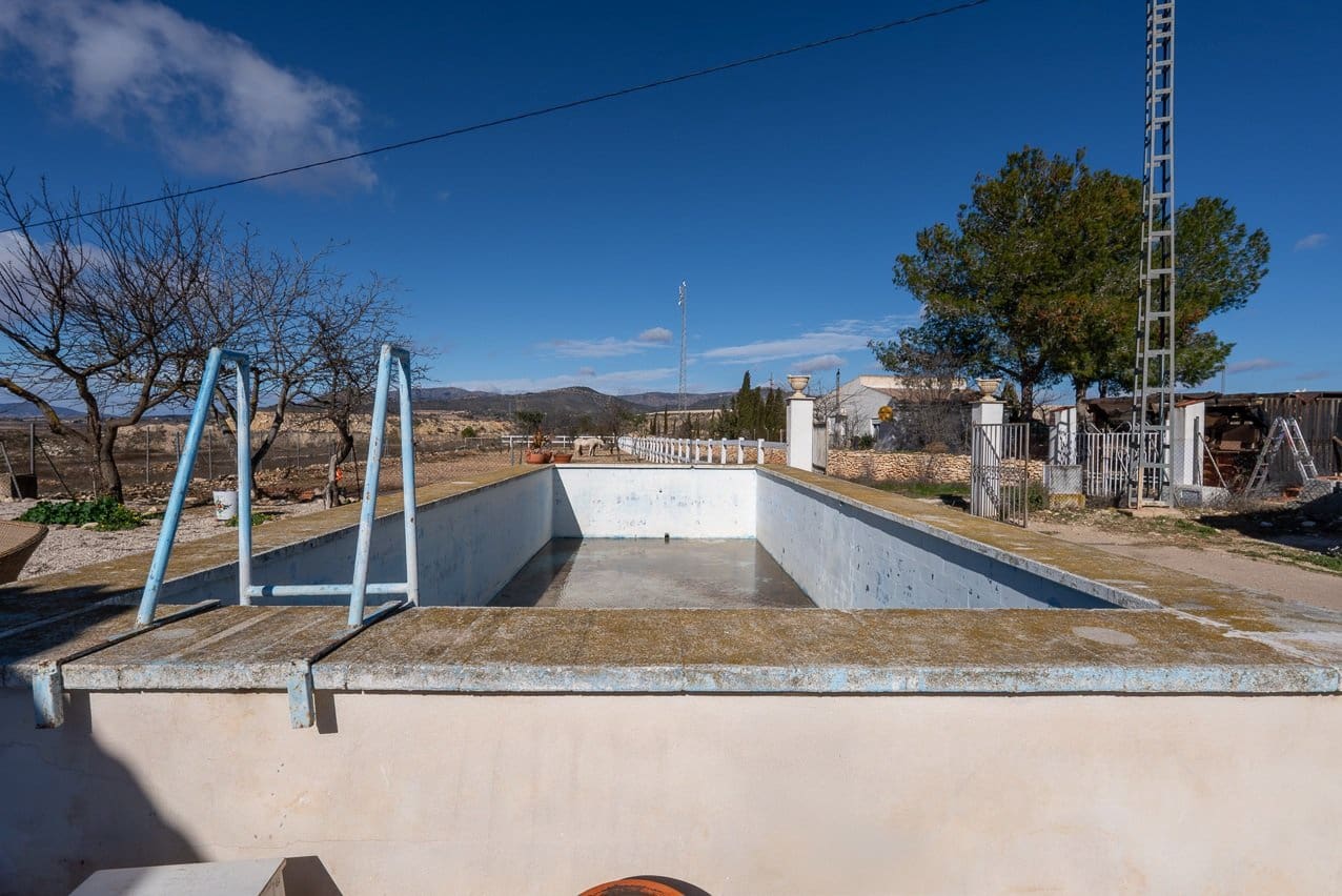 2 bedroom Finca/Country House for sale in Monovar / Monover with pool - € 200,000 (Ref: 9590385)