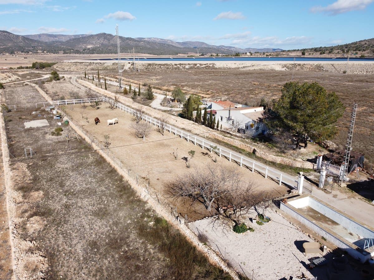 2 bedroom Finca/Country House for sale in Monovar / Monover with pool - € 200,000 (Ref: 9590385)