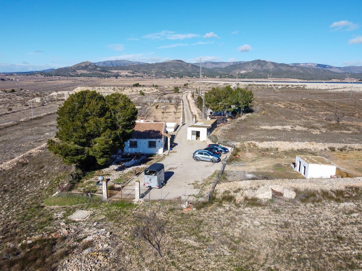 2 bedroom Finca/Country House for sale in Monovar / Monover with pool - € 200,000 (Ref: 9590385)