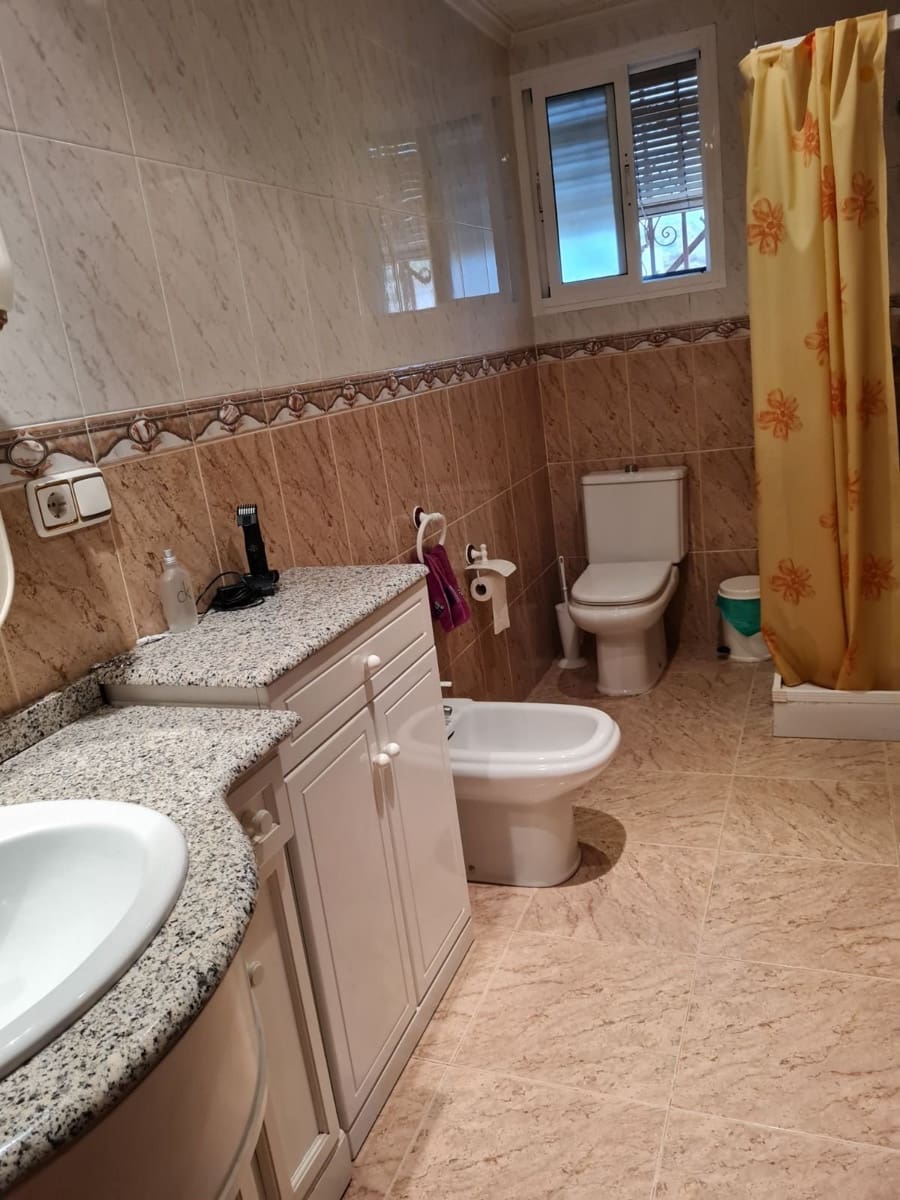 4 Zimmer Villa zu verkaufen in Petrel / Petrer mit Pool - 350.000 € (Ref: 9598472)