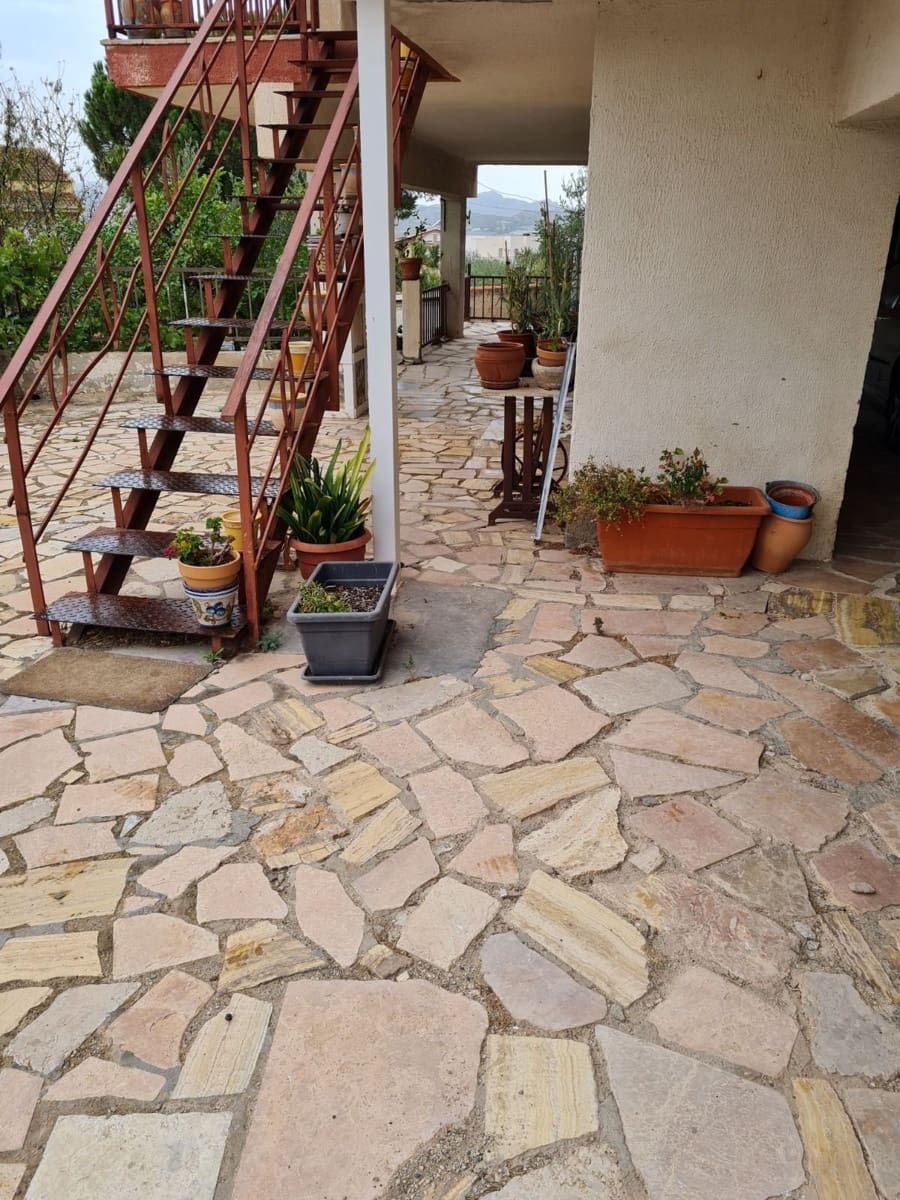 4 Zimmer Villa zu verkaufen in Petrel / Petrer mit Pool - 350.000 € (Ref: 9598472)