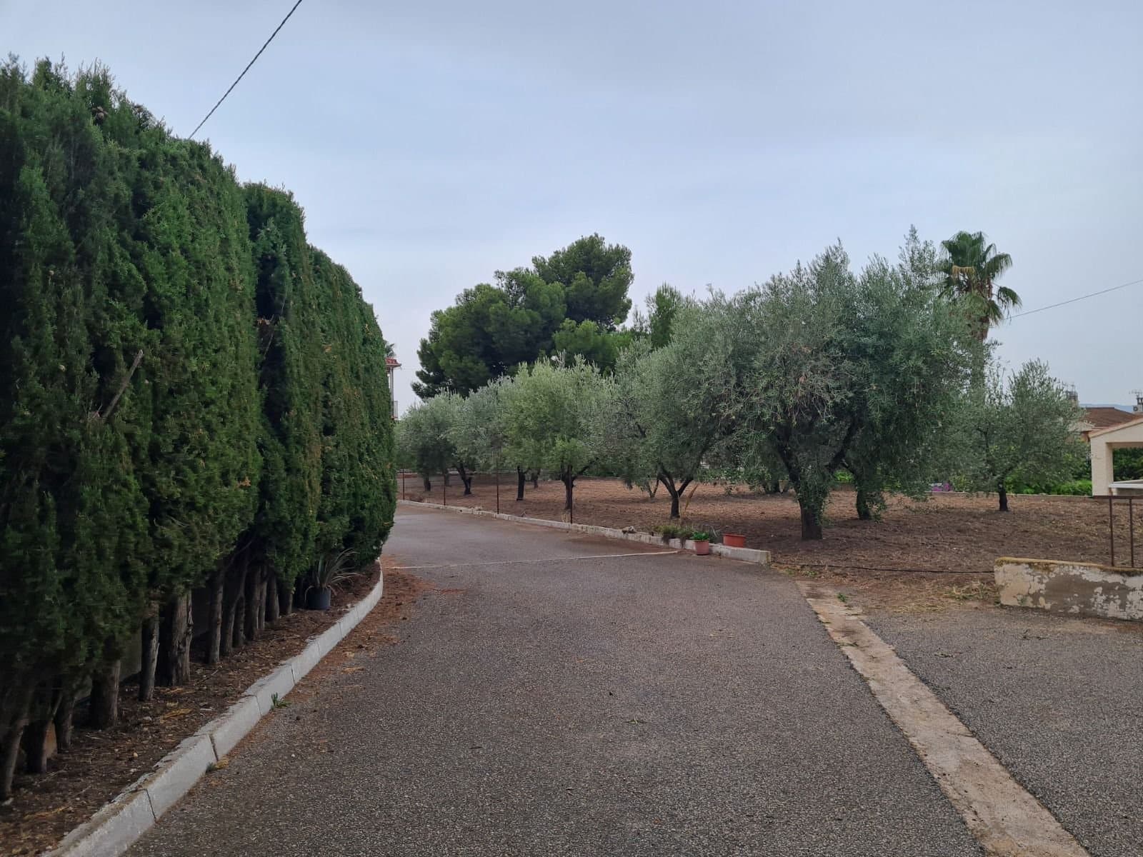 4 Zimmer Villa zu verkaufen in Petrel / Petrer mit Pool - 350.000 € (Ref: 9598472)