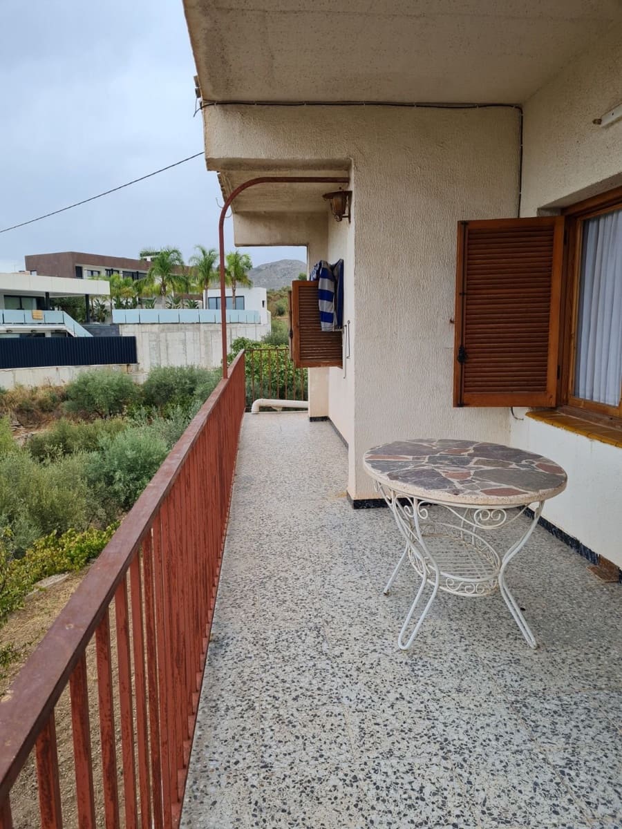4 soverom Villa til salgs i Petrel / Petrer med svømmebasseng - € 350 000 (Ref: 9598472)