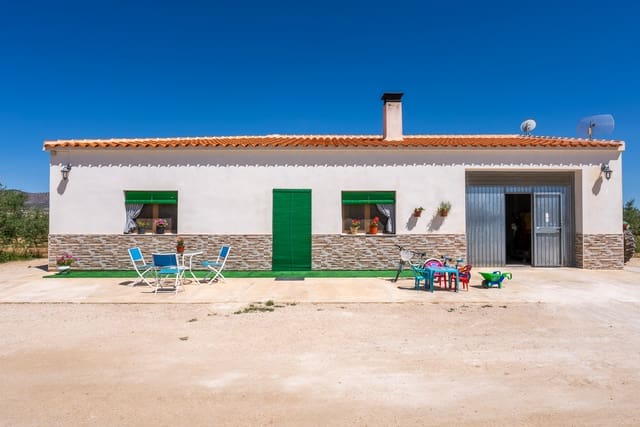 3 makuuhuone Maalaistalo myytävänä paikassa Yecla mukana uima-altaan - 220 000 € (Ref: 9603369)