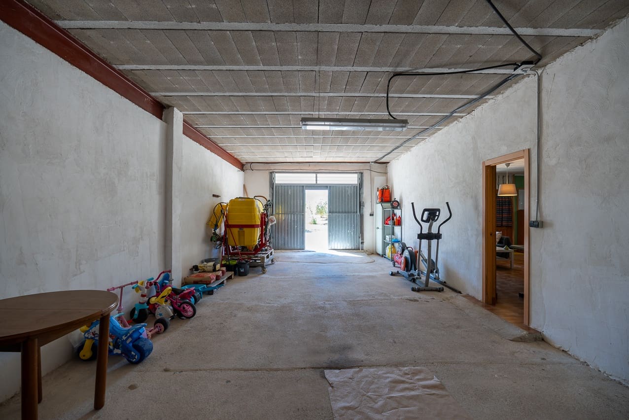 3 makuuhuone Maalaistalo myytävänä paikassa Yecla mukana uima-altaan - 220 000 € (Ref: 9603369)