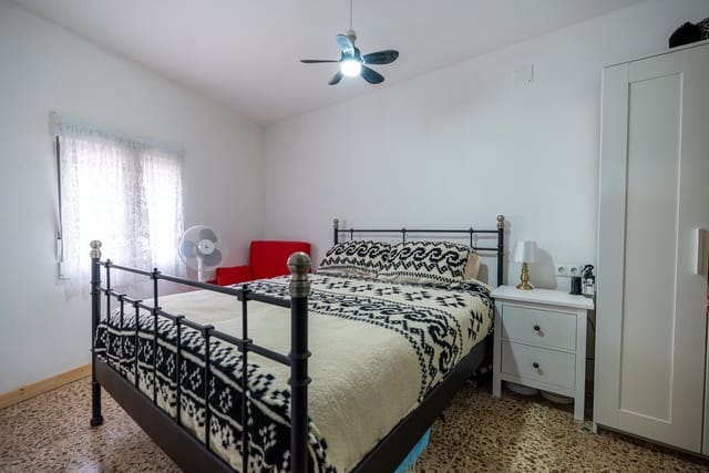 3 soveværelse Finca/Landehus til salg i Jumilla med swimmingpool - € 164.950 (Ref: 9611910)