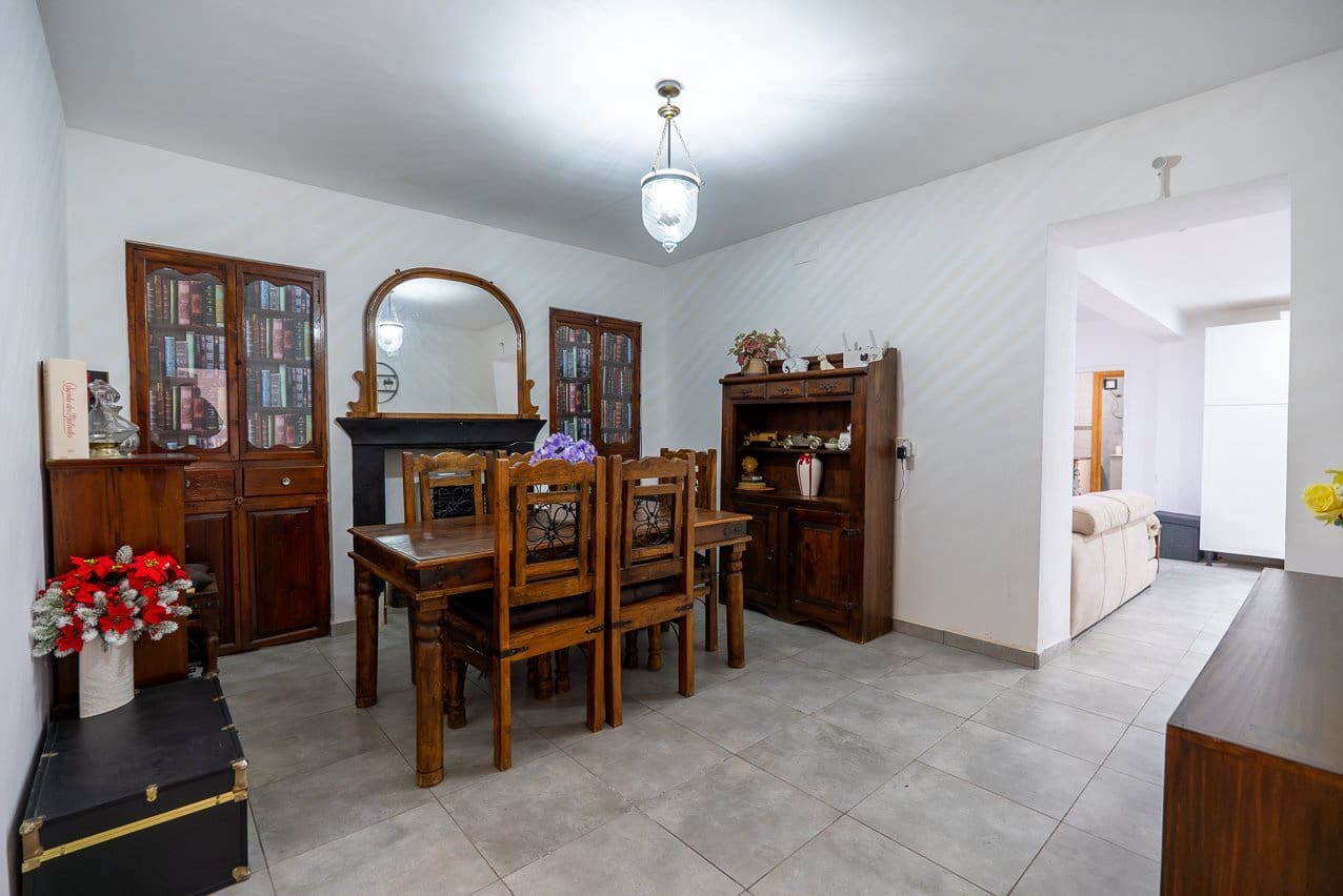 3 chambre Finca/Maison de Campagne à vendre à Jumilla avec piscine - 164 950 € (Ref: 9611910)