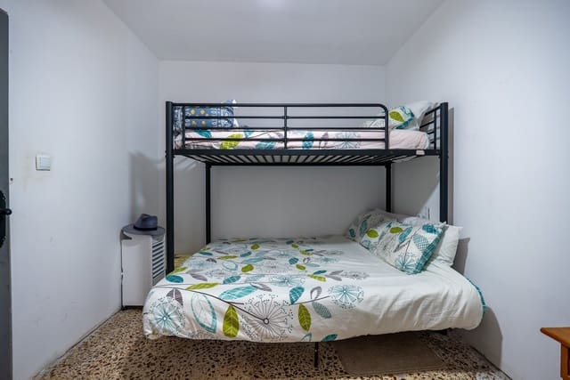 3 soveværelse Finca/Landehus til salg i Jumilla med swimmingpool - € 164.950 (Ref: 9611910)