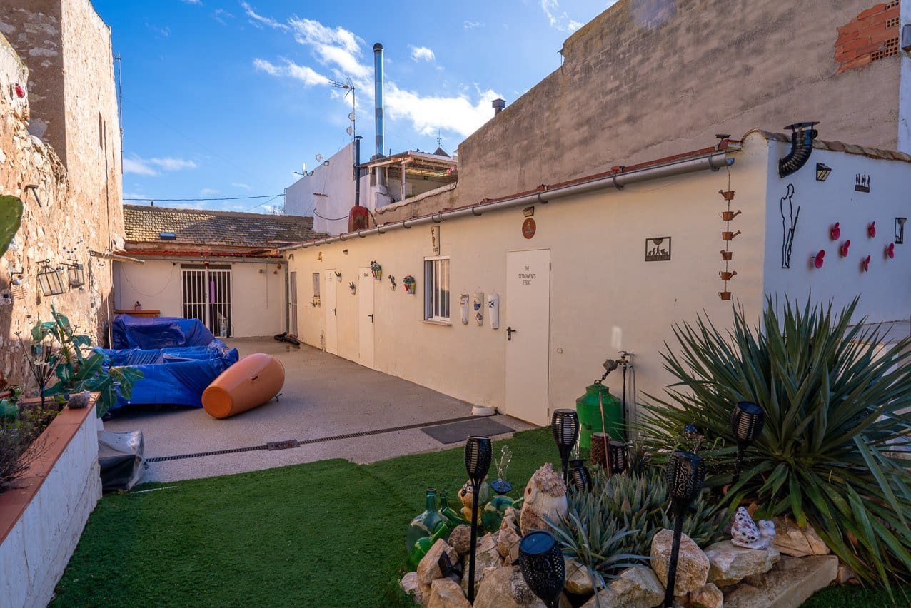 3 chambre Finca/Maison de Campagne à vendre à Jumilla avec piscine - 164 950 € (Ref: 9611910)