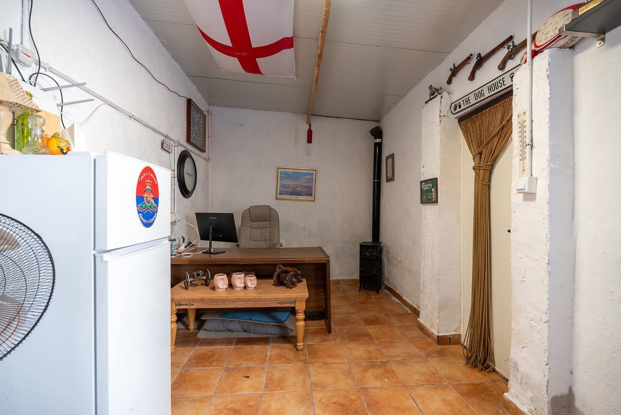 3 chambre Finca/Maison de Campagne à vendre à Jumilla avec piscine - 164 950 € (Ref: 9611910)