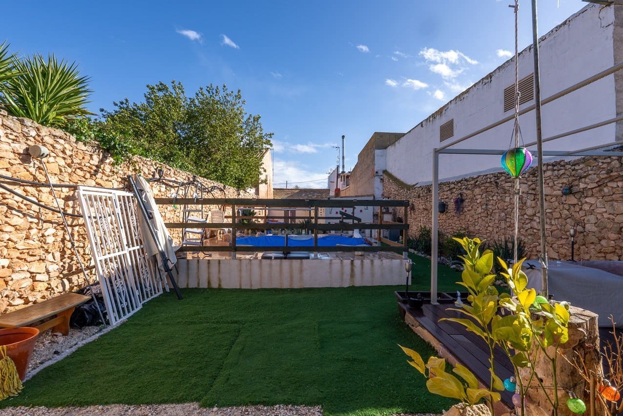 3 chambre Finca/Maison de Campagne à vendre à Jumilla avec piscine - 164 950 € (Ref: 9611910)