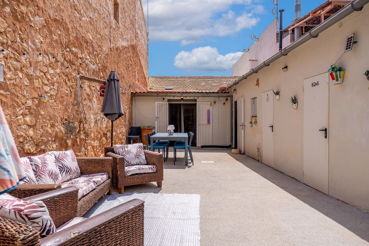 3 bedroom Finca/Country House for sale in Jumilla with pool - € 164,950 (Ref: 9611910)