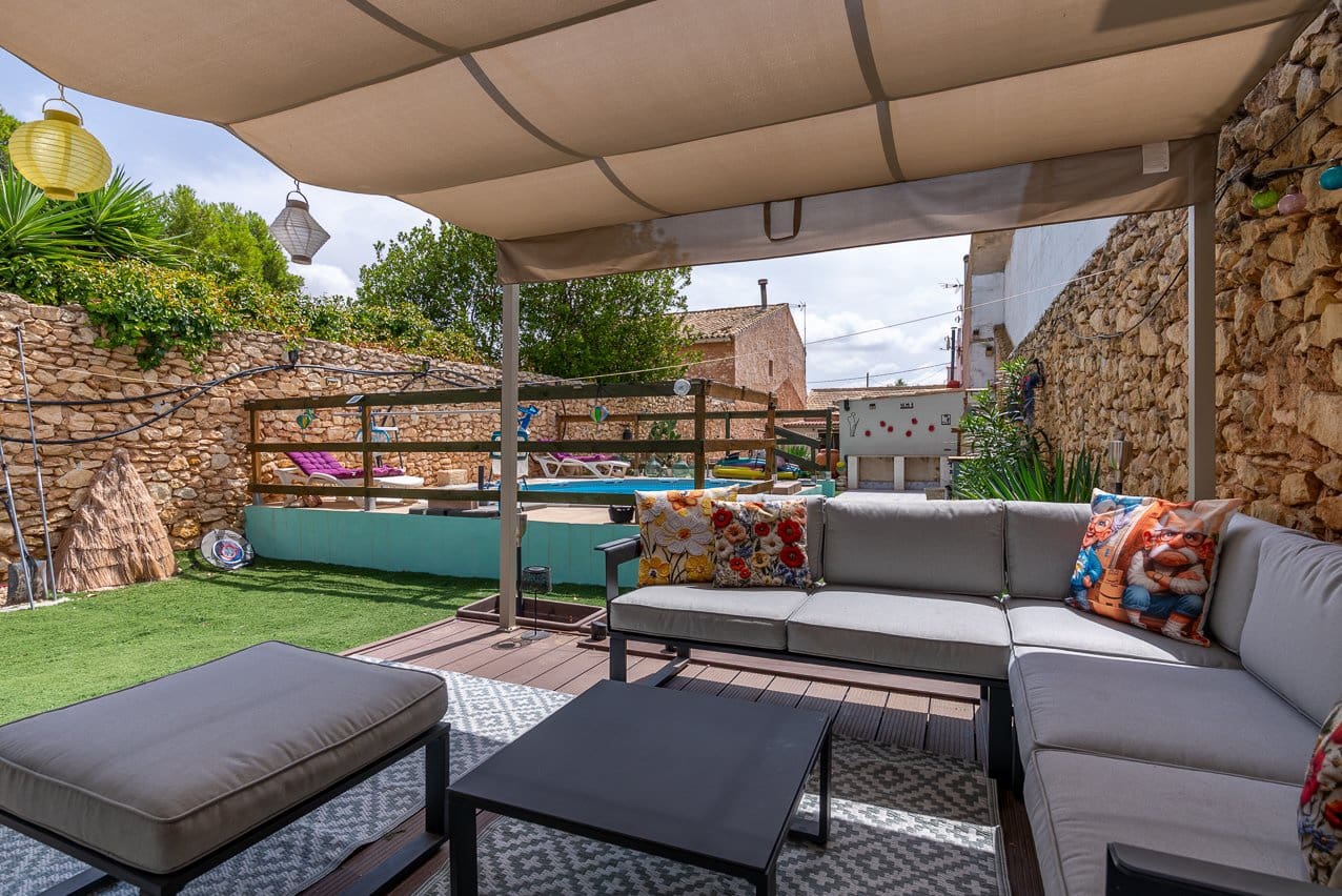 3 bedroom Finca/Country House for sale in Jumilla with pool - € 164,950 (Ref: 9611910)