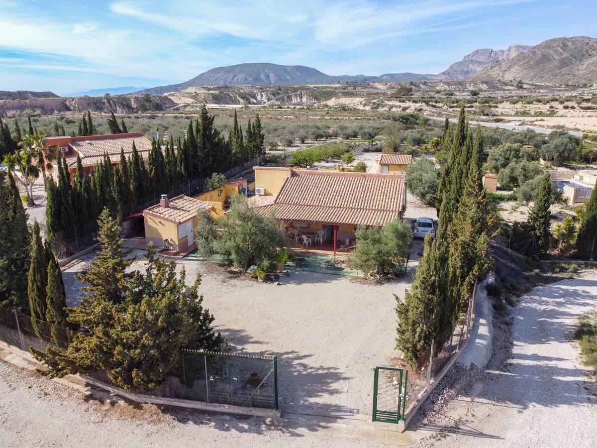 3 soverom Villa til salgs i Abanilla med svømmebasseng - € 250 000 (Ref: 9614101)