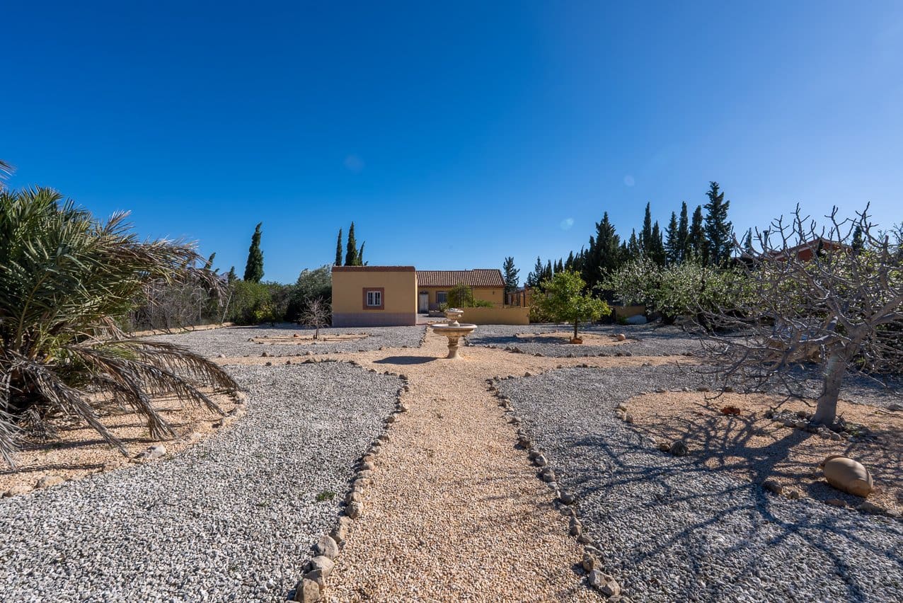 3 soverom Villa til salgs i Abanilla med svømmebasseng - € 250 000 (Ref: 9614101)