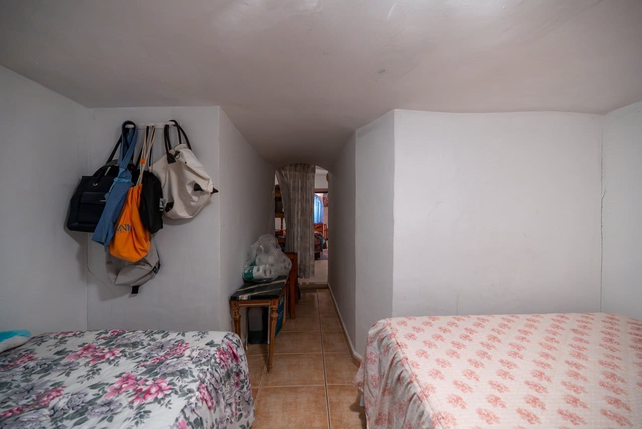 Casa Cueva de 4 habitaciones en Pinoso en venta con piscina - 150.000 € (Ref: 9618123)